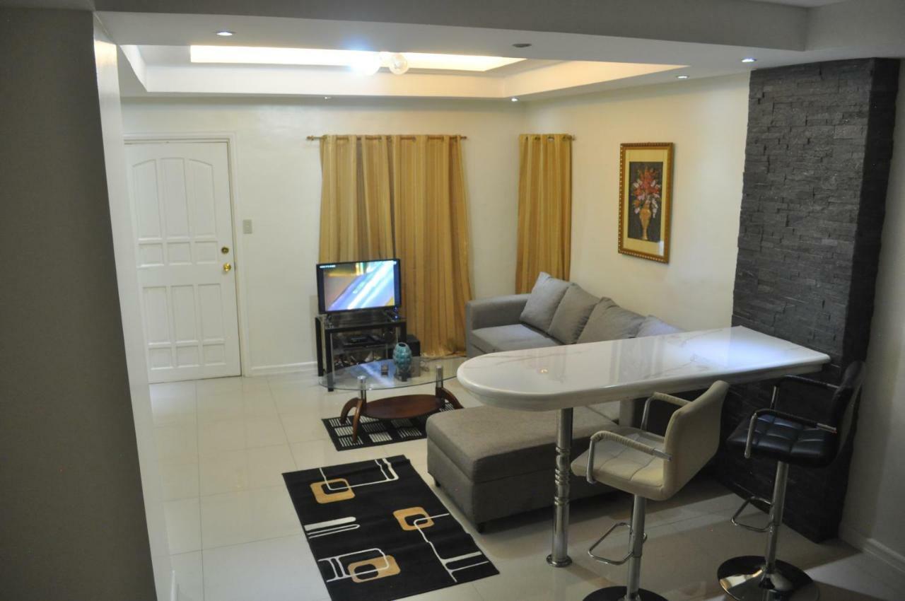 Golden Queen Suites Baguio City Exterior photo