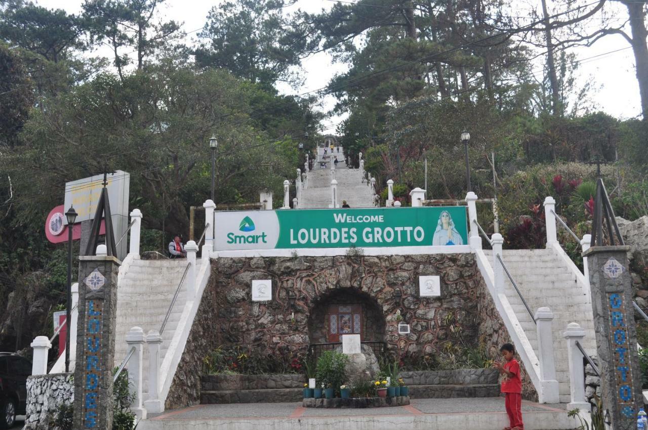 Golden Queen Suites Baguio City Exterior photo